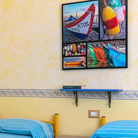 In Centro Sole E Mare Apartment *